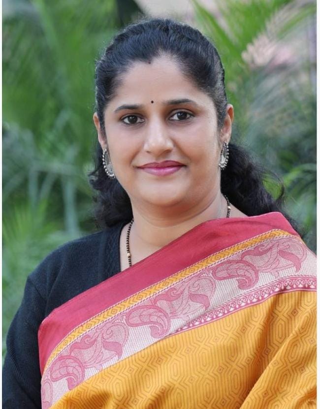 MRS. NIDHI SHINDE